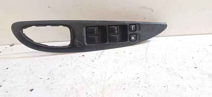 Nissan Primera (2001 - 2008) 25401 Блок кнопок стеклоподъемников — фото 2