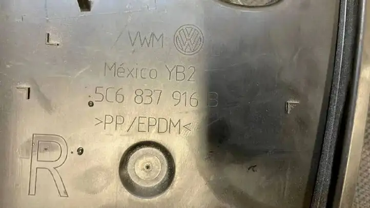 Volkswagen Jetta VI (2011 - 2018) 5C6837916B Прочие детали салона — фото 4