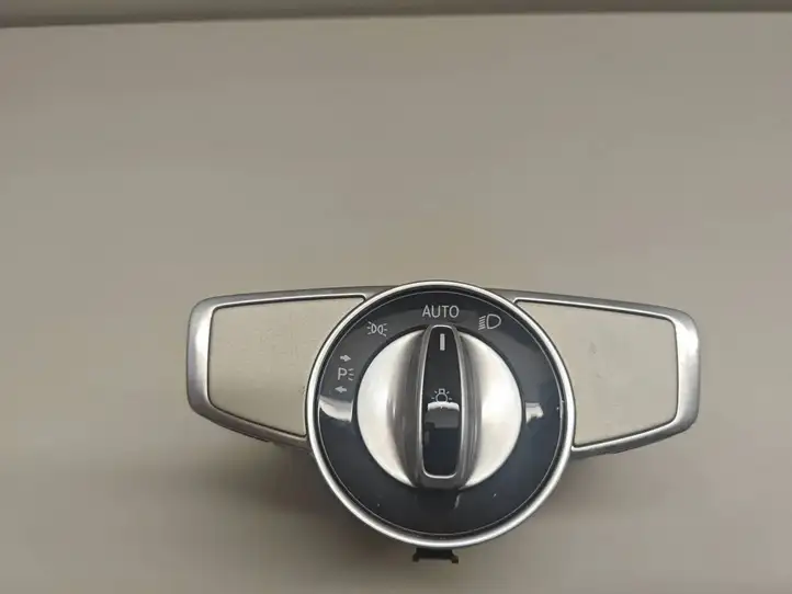 Mercedes-Benz S W222 (2013 - ) A2229050000 Включатель фонарей — фото 3