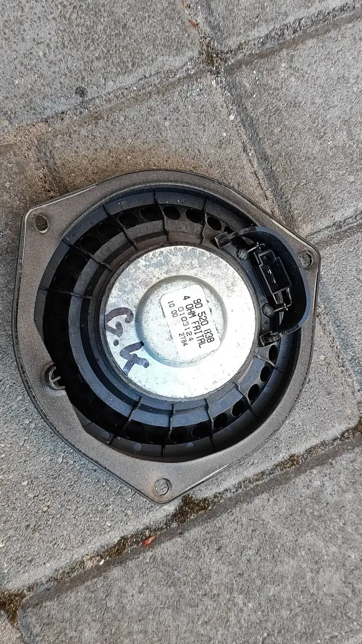 Opel Zafira (2003 - 2006)  90520838 Громкоговоритель (громкоговорители) в задних дверях