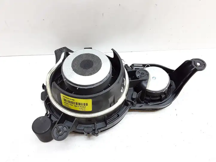 Volvo XC90 (2002 - 2006)  30657757 Громкоговоритель (громкоговорители) в передних дверях