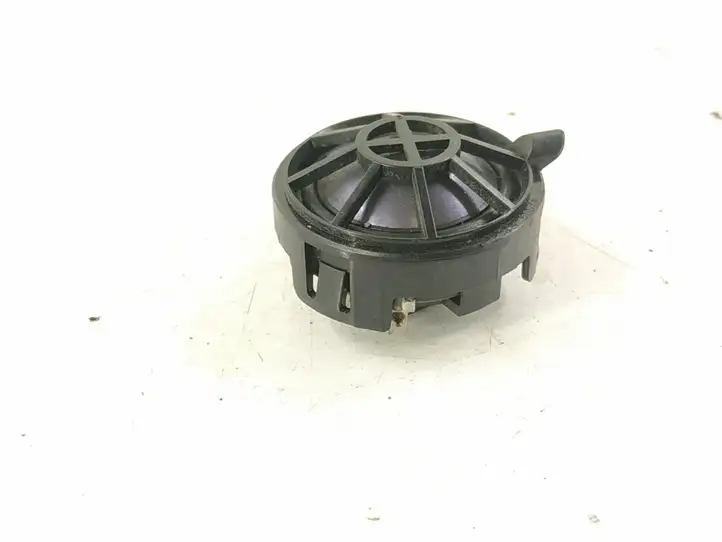 Mercedes-Benz E W211 (2002 - 2009)   Громкоговоритель (громкоговорители) в передних дверях