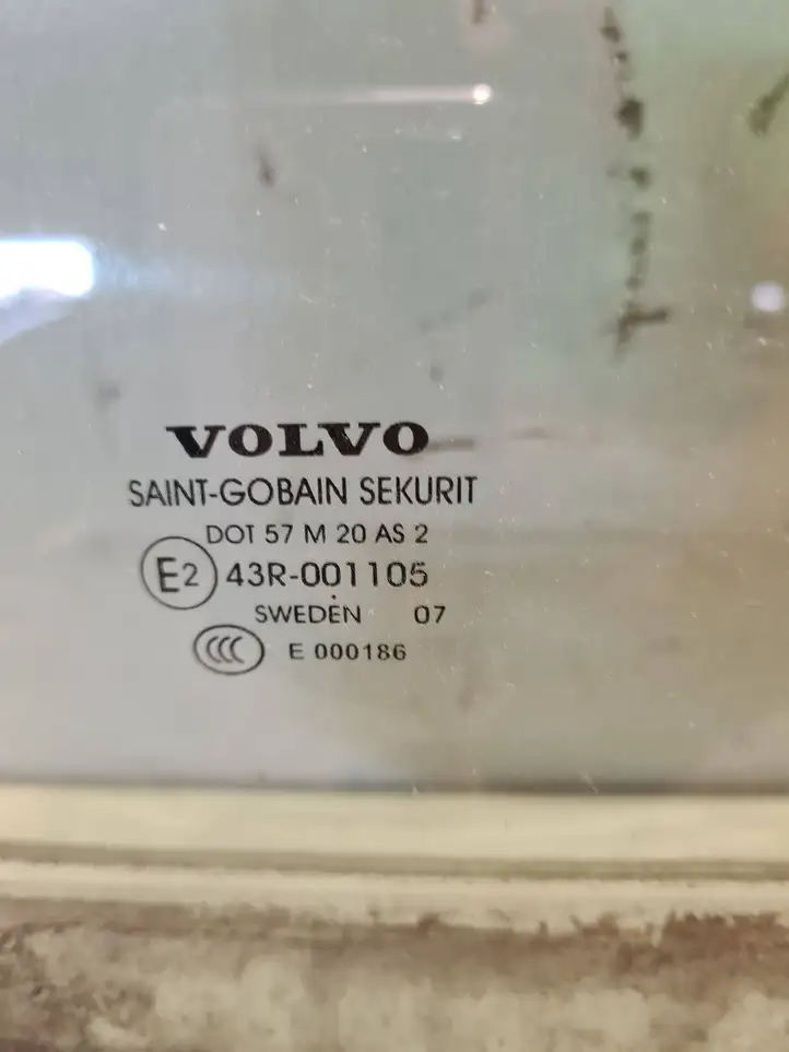 Volvo S80 (2006 - 2009) E000186 Стекло задней двери — фото 1