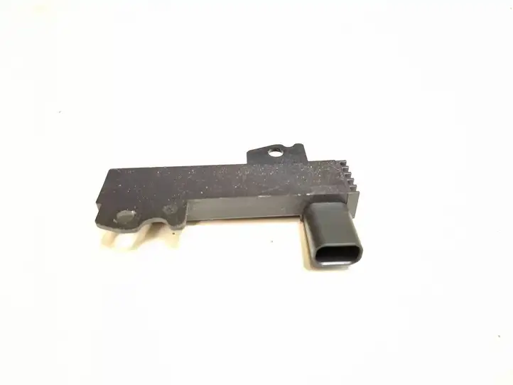 Volvo S80 (2006 - 2009)  8M5T15K603KA Усилитель антенны