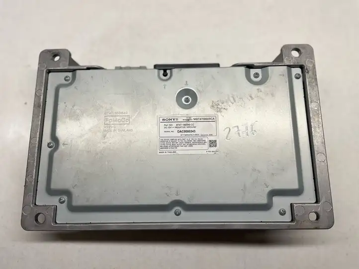 Volvo S40 (2007 - 2012) MBT4TB849CA Усилитель звука — фото 3