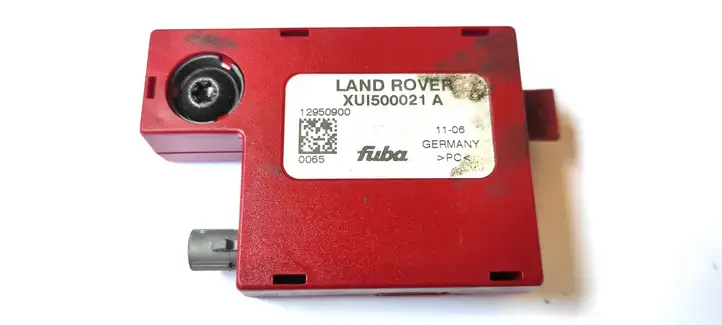 Land Rover Range Rover L322 (2005 - 2009) XUI500021A Усилитель антенны — фото 1