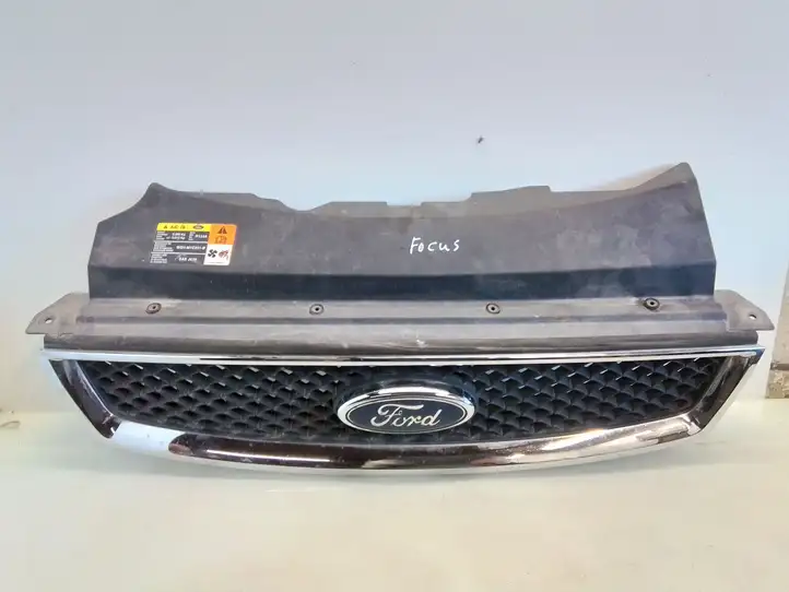 Ford Focus (2005 - 2008) Верхняя решетка радиатора — фото 1
