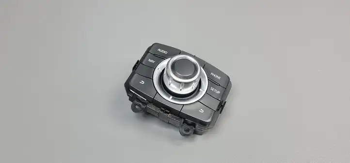 Mazda 6 (2012 - 2015) GKL166CM0B Контроллер мультимедийной системы — фото 1