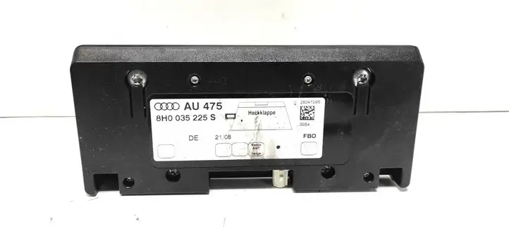 Audi A4 S4 B8 8K (2007 - 2011) 8H0035225S Усилитель антенны — фото 1