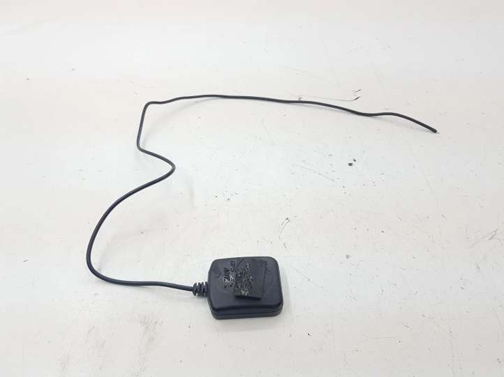 0731152 Mercedes-Benz ML W164 Antena (GPS antena)