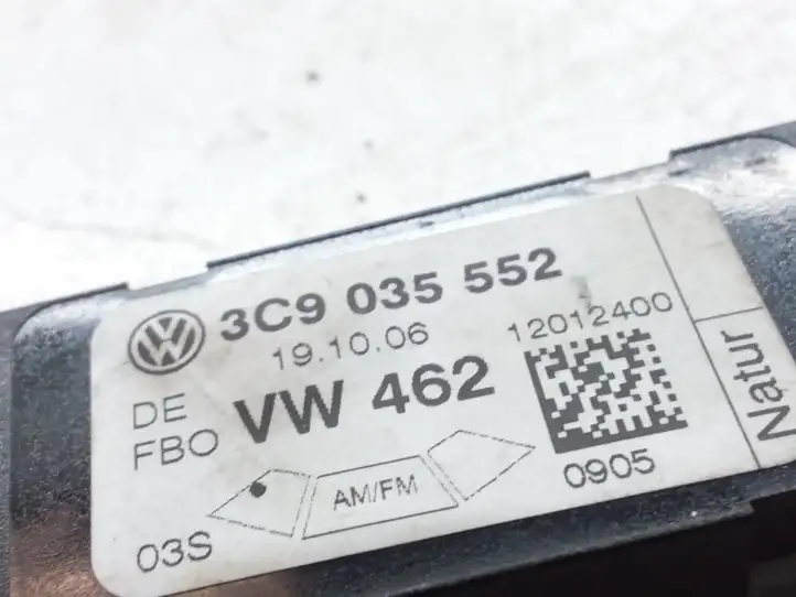 Volkswagen PASSAT B6 (2005 - 2010) 3C9035552 Усилитель антенны — фото 3