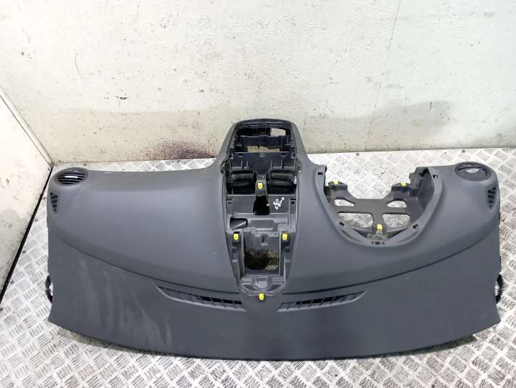 460408748 Opel Corsa D Panelė