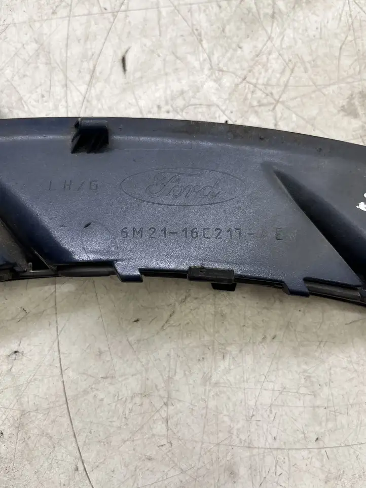 Ford S-MAX (2006 - 2010) 6M2116C217A Решетка в крыле — фото 2