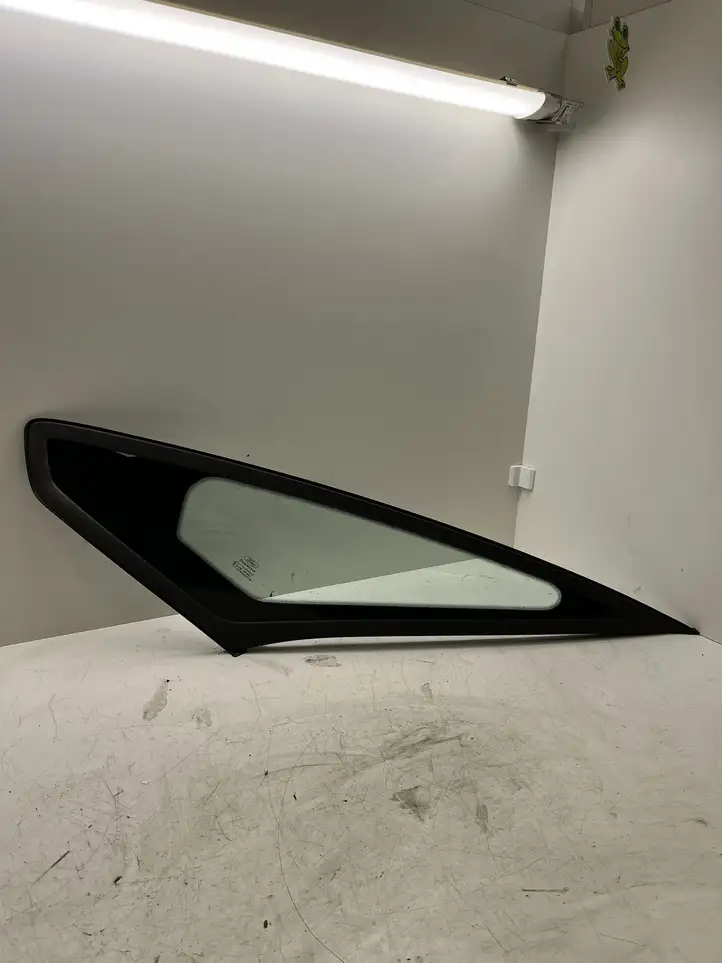 Ford S-MAX (2006 - 2010) 43R001605 Треугольное стекло кузова — фото 1