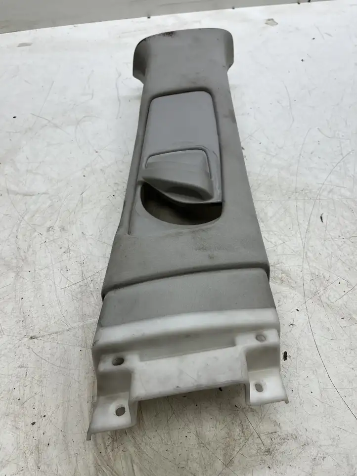 Toyota Avensis T250 (2003 - 2006) 7325505010 Верхняя обшивка стойки B — фото 1