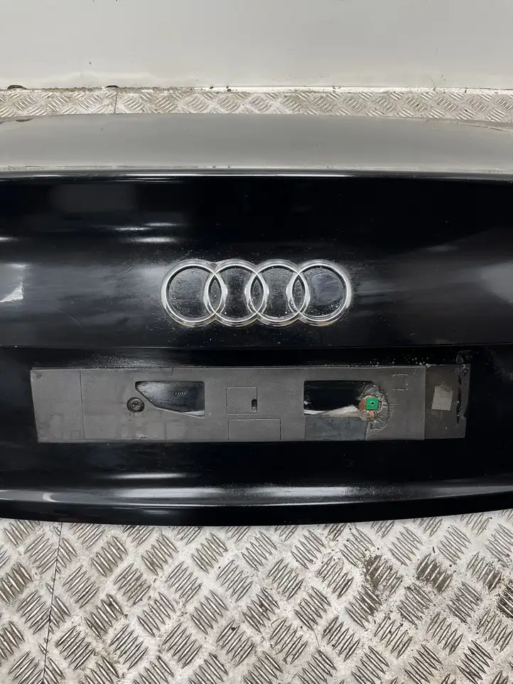 Audi A4 S4 B8 8K (2011 - 2015) Крышка багажника — фото 2