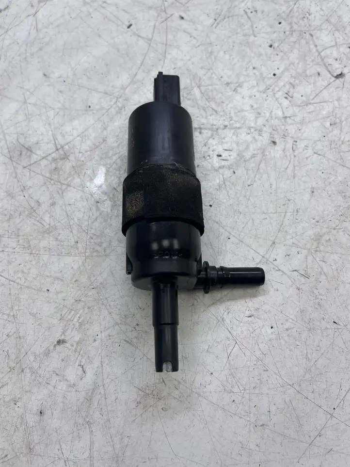 Audi A4 S4 B8 8K (2011 - 2015) 8K0955681 Насос омывателя фар — фото 1