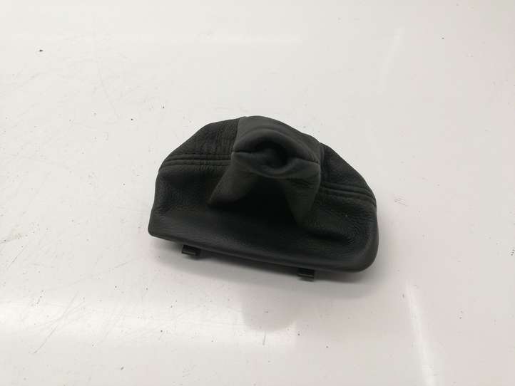 BMW 5 E60 E61 (2004 - 2010)  7526099 Рамка рычага переключения передач