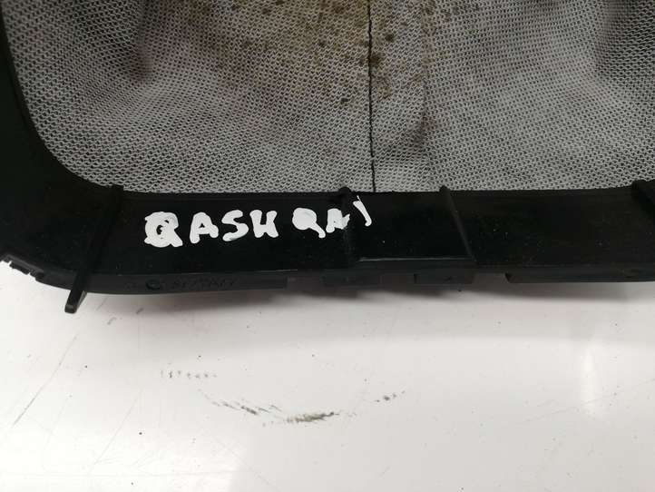 Nissan Qashqai (2006 - 2010)  13770A77 Рамка рычага переключения передач