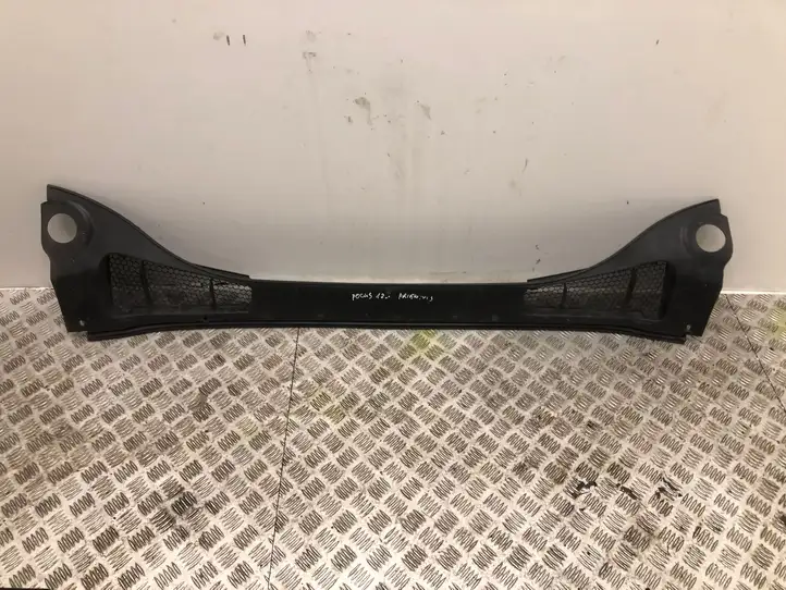 Ford Focus (2011 - 2015) BM51A02216A Жабо стеклоочистителей — фото 1