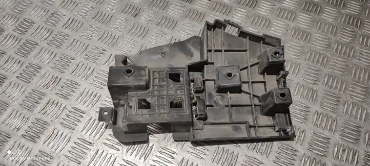 Volvo V60 (2013 - 2018) 31352284 Кронштейн заднего бампера — фото 3