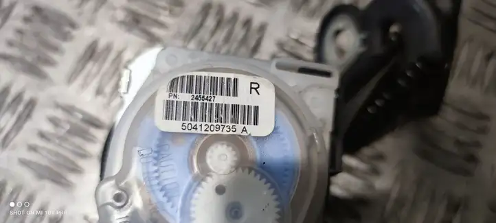 Jeep Grand Cherokee (2010 - 2021) 2455427 Задний ремень безопасности — фото 2