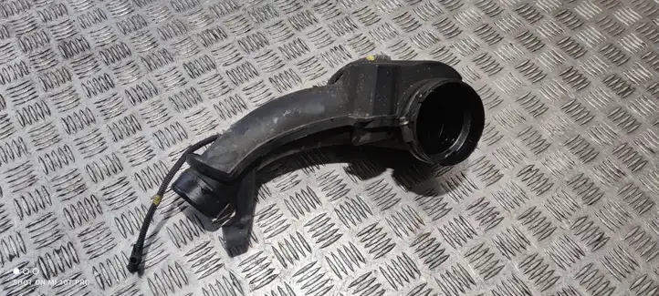 Volvo XC60 (2008 - 2013) 31293547 Резонатор впуска — фото 3