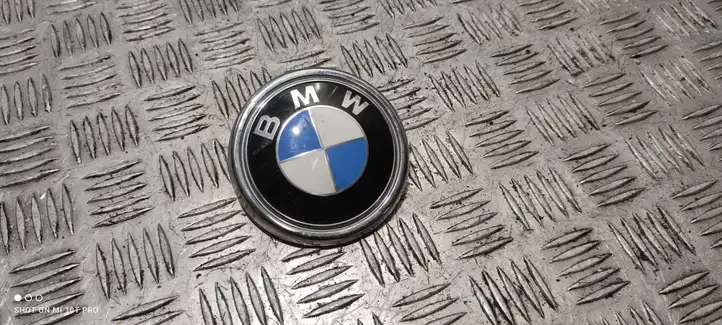 BMW 4 F32 F33 (2013 - 2017) 7294465 Эмблема автомобиля — фото 1