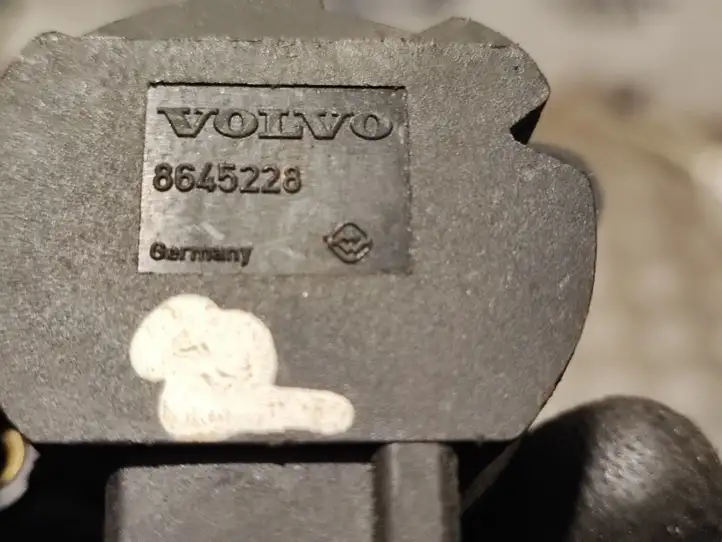 Volvo XC70 (2004 - 2007) 30752898 Контактная группа замка зажигания — фото 2