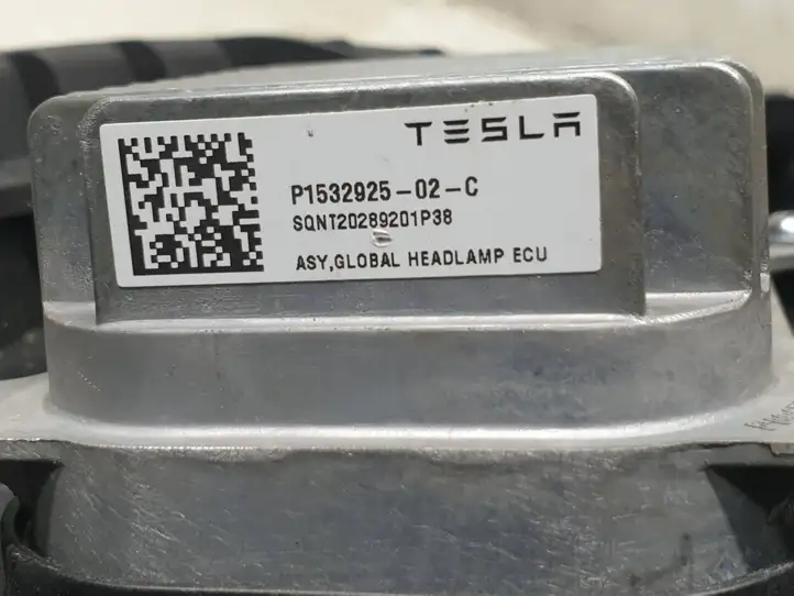 Tesla Model 3 (2017 - 2023) 151495200C Передняя фара — фото 5