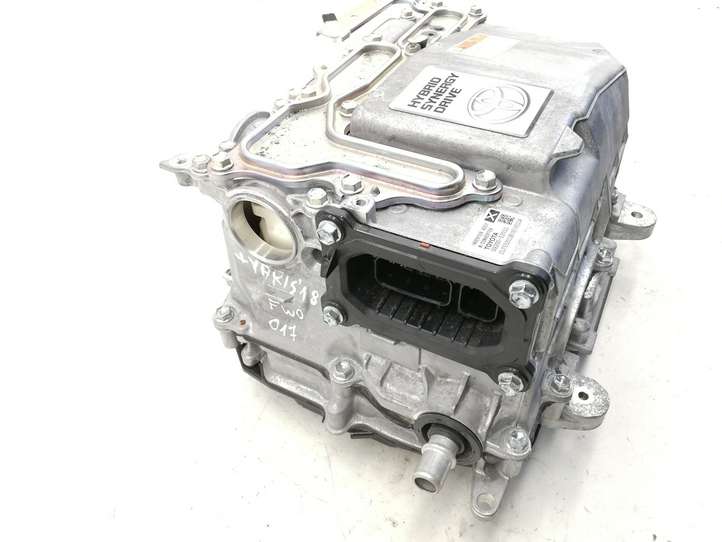Toyota Yaris (2014 - 2019)  G920052033 Преобразователь напряжения