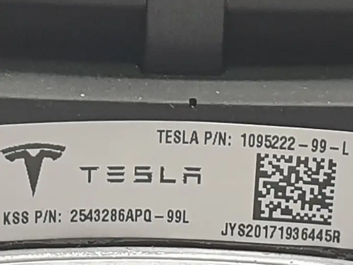 Tesla Model 3 (2017 - 2023) 2543286APQ Руль — фото 5
