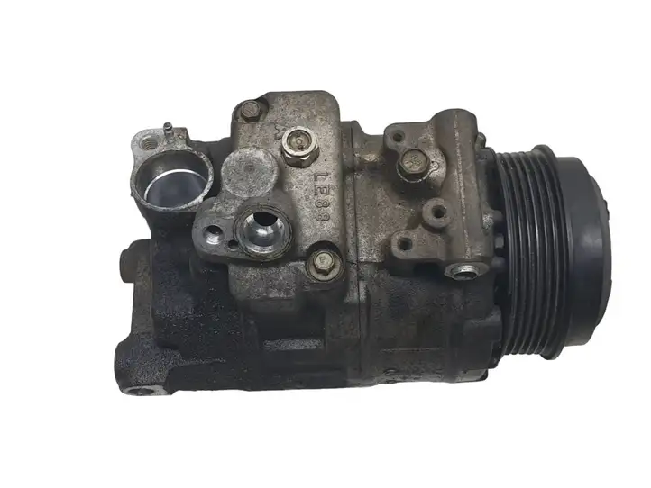 Volkswagen Crafter (2006 - 2016) DCP32068 Компрессор (насос) кондиционера воздуха — фото 2