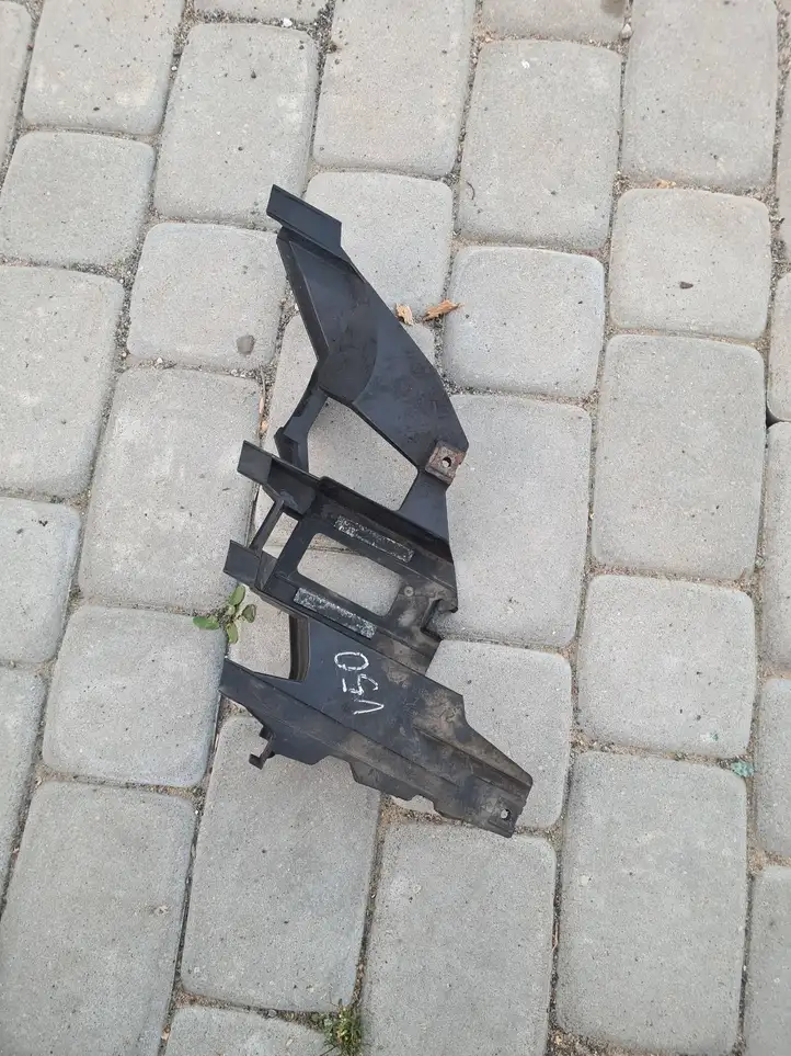 BMW X5 E53 (1999 - 2006) 15183500 Кронштейн передней фары — фото 1