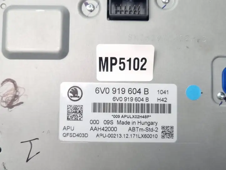 Skoda Fabia Mk3 (NJ) (2015 - 2021) 6V0919604B Магнитола / мультимедийная система — фото 4