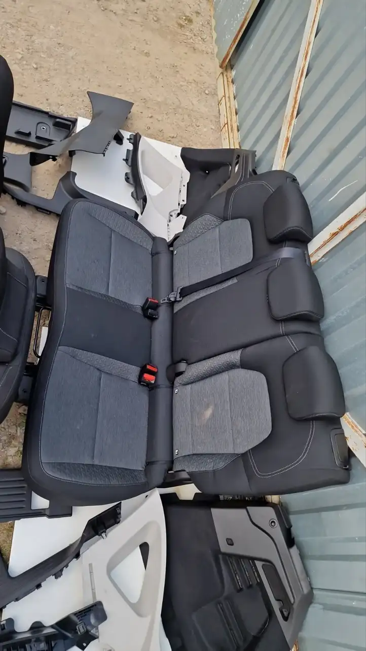 Renault Captur II (2020 - ) Комплект салона — фото 4