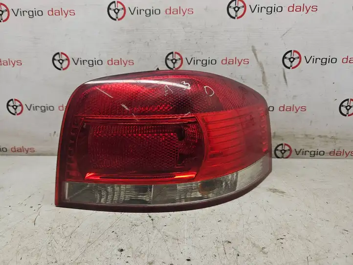 Audi A3/S3 8P (2004 - 2008) 8P0945258 Задний фонарь в кузове — фото 1