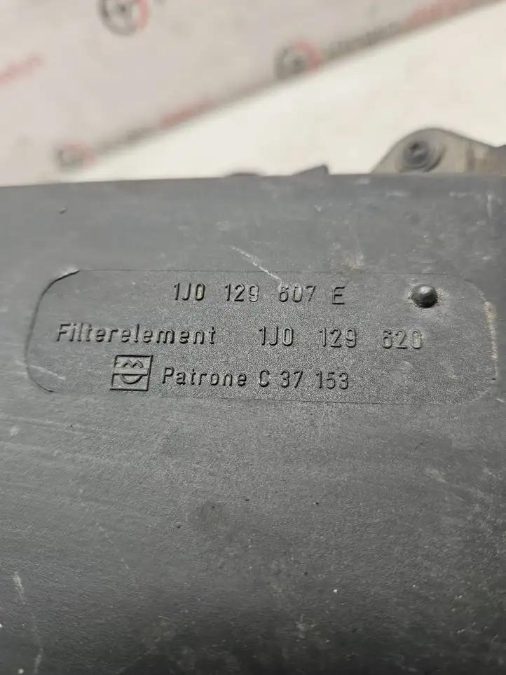 Audi A3/S3 8L (2000 - 2003) 1J0129607E Корпус воздушного фильтра — фото 6