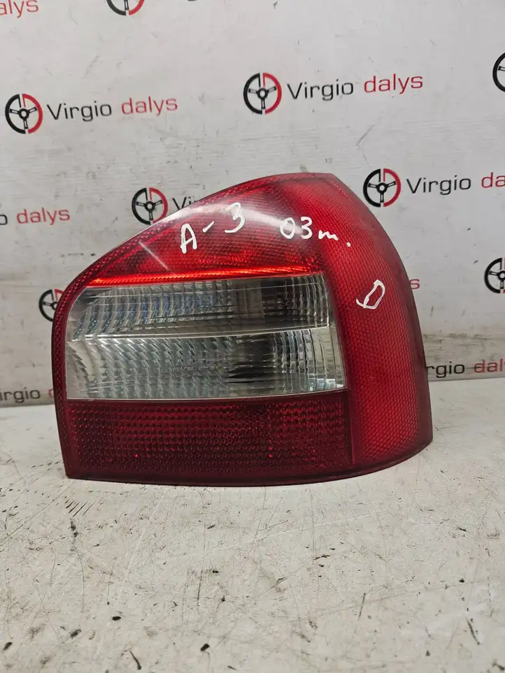 Audi A3/S3 8L (2000 - 2003) 8L0945096B Задний фонарь в кузове — фото 1