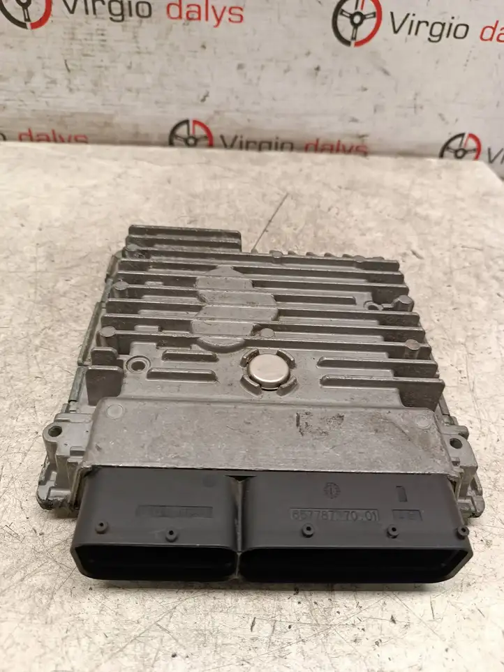 Seat Ibiza IV (6J,6P) (2008 - 2017) 03L906023Q Блок управления двигателем (ECU) — фото 1