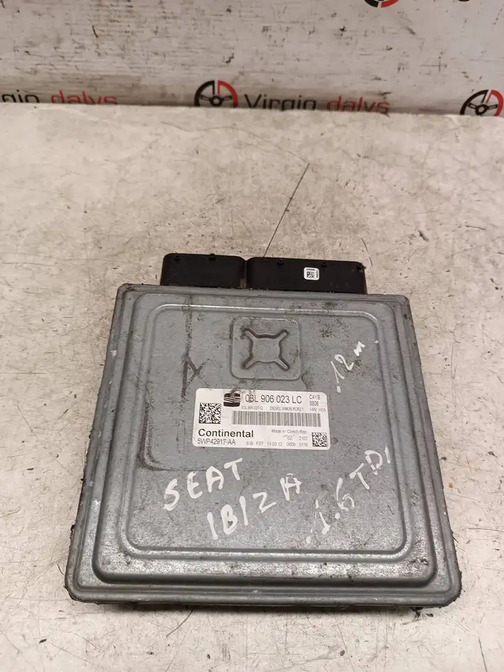Seat Ibiza IV (6J,6P) (2008 - 2017) 03L906023Q Блок управления двигателем (ECU) — фото 2