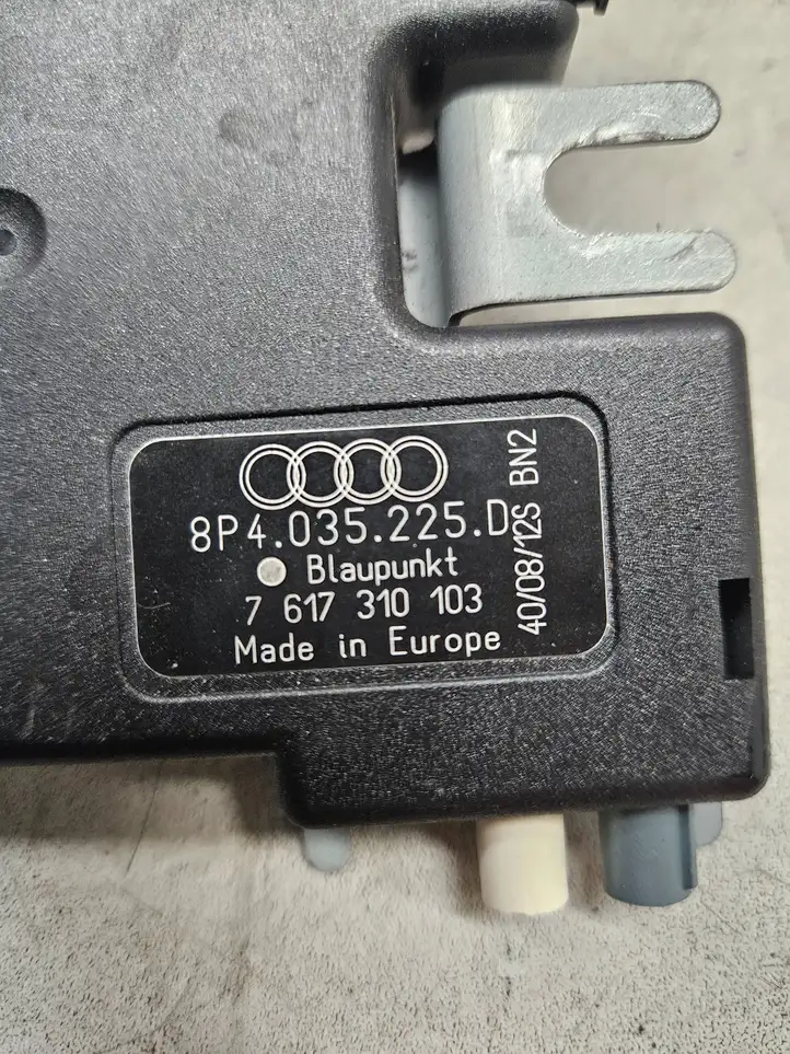 Audi A3/S3 8P (2008 - 2013) 8P4035225D Усилитель антенны — фото 5