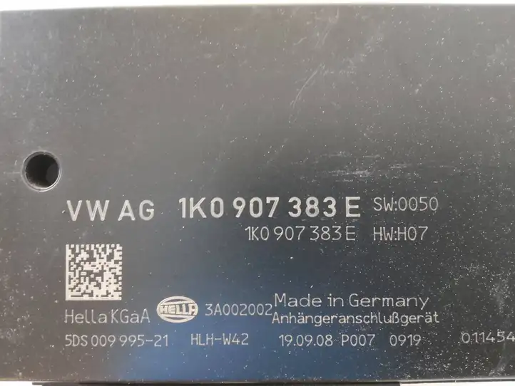 Volkswagen PASSAT B6 (2005 - 2010) 1K0907383E Блок управления фаркопом — фото 3