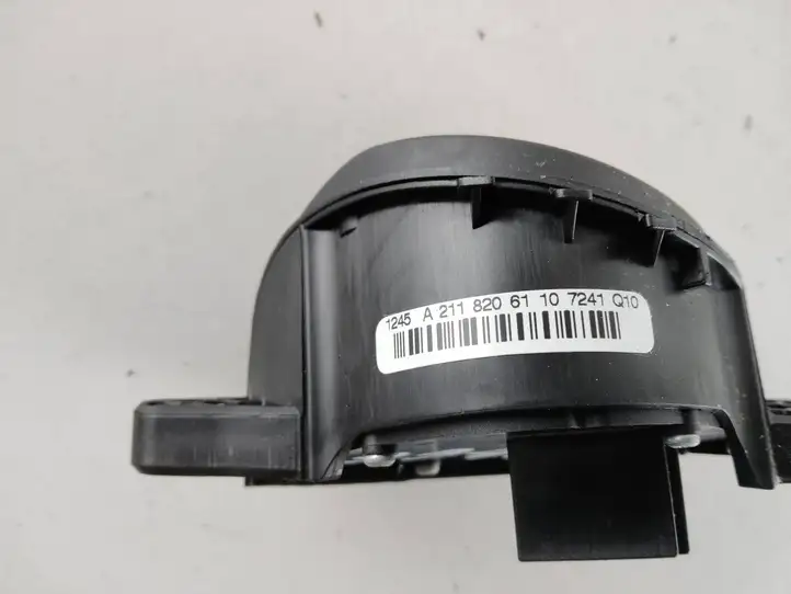 Mercedes-Benz E W211 (2002 - 2009) A2118206110 Кнопки на рулевом колесе — фото 3