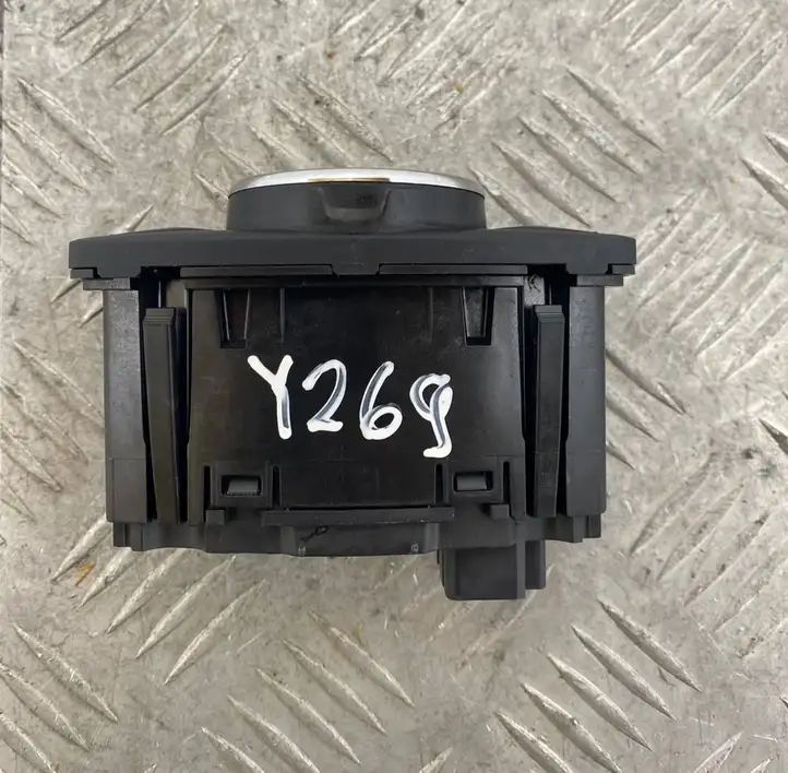 Ford F150 (2014 - 2018) FL3T13D061BBW Включатель фонарей — фото 3