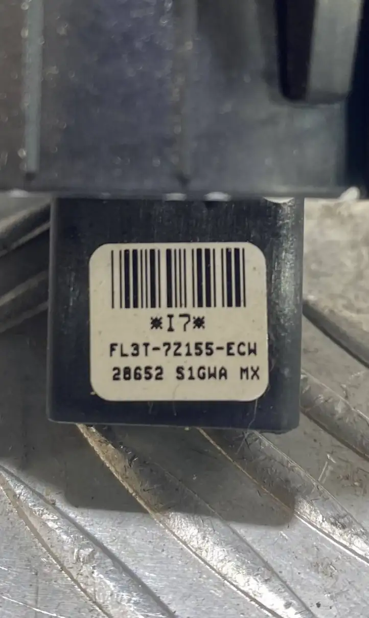 Ford F150 (2014 - 2018) FL3T7Z155ECW Включатель блокировки дифференциалов — фото 6