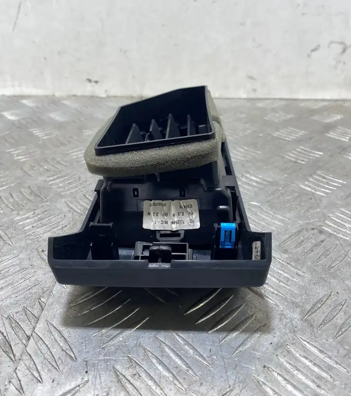 Ford F150 (2014 - 2018) FL3B19C696A Боковой воздушный дефлектор — фото 4