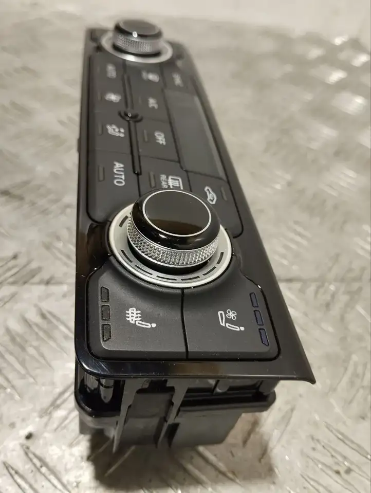 Audi A8 S8 D4 4H (2013 - 2017) 4H0820043P Кнопка кондиционера — фото 2