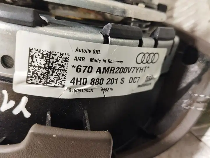 Audi A8 S8 D4 4H (2013 - 2017) 4H0880201S Подушка безопасности руля — фото 8