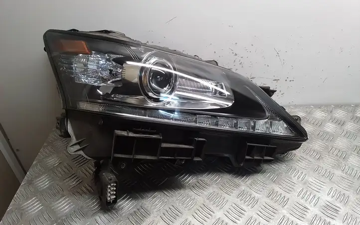Lexus GS 250 300 350 300h 450h (2015 - 2020) Передняя фара — фото 1
